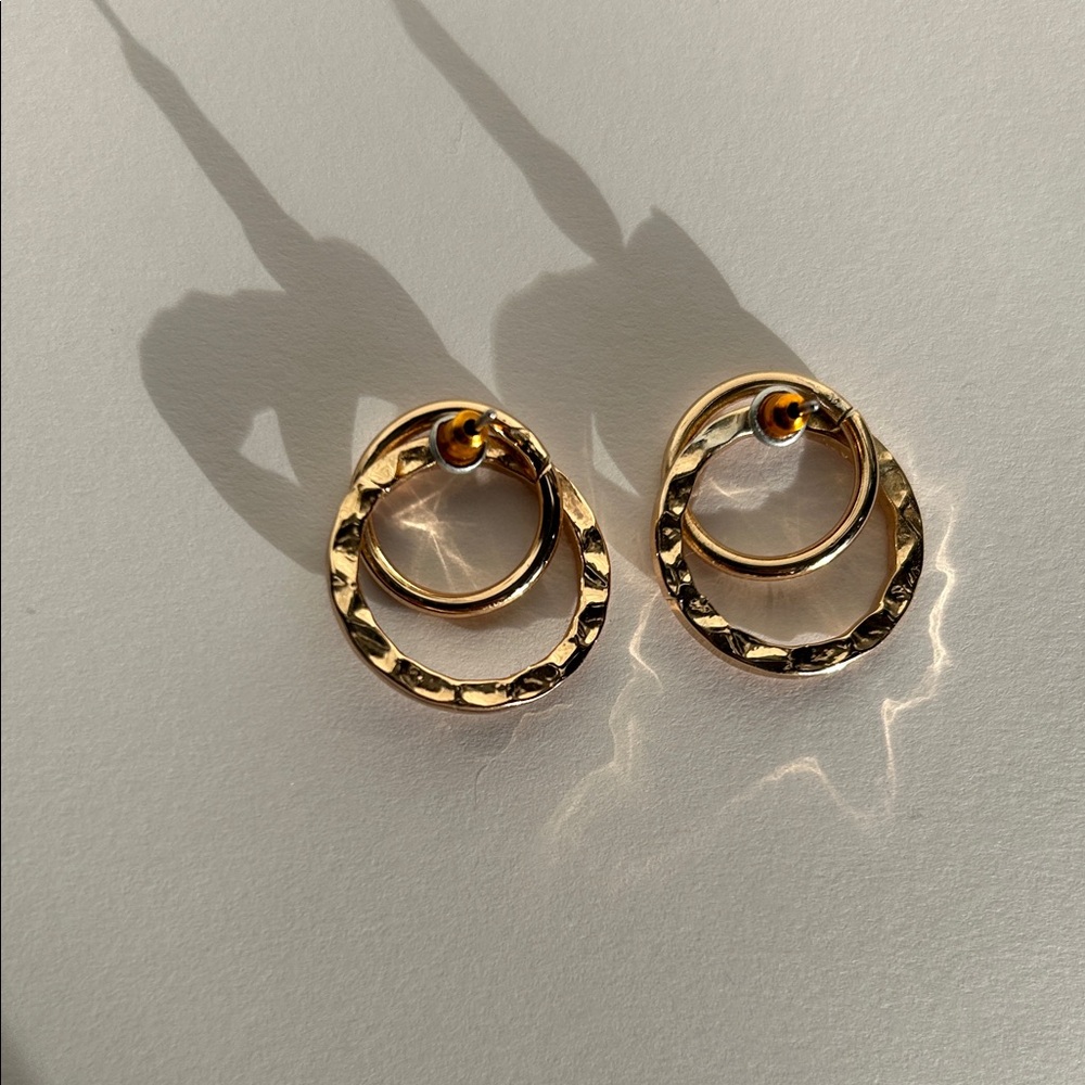 Classic Gold-Tone modern Earrings - Picture 2 of 2